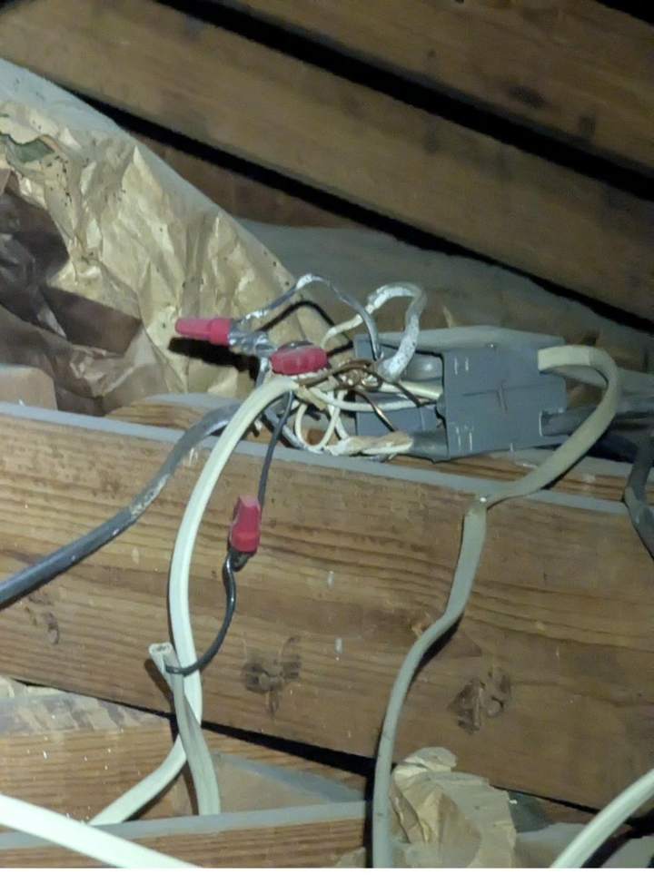 Vantage home inspection photo — gimg04